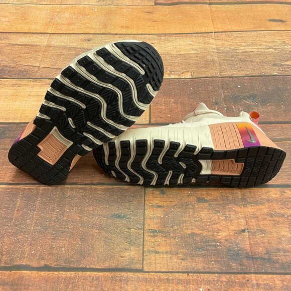 Nike Women's Free Metcon 6 SE "Sunset" Training Shoes - Picture 6 of 6